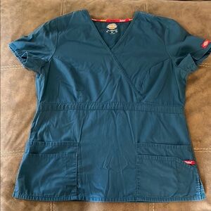 XL Dickies Women's Teal Top